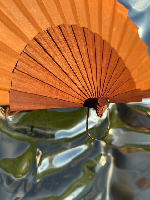 Éventail Suzon 23 cm, photo produit 5, artisanat espagnol Fanette